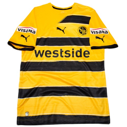 YOUNGBOYS 2010-2011 HOME S/S M #19 LULIC