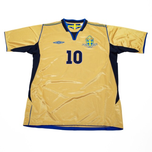 Sweden 2004 3RD S/S L #10 IBRAHIMOVIC (W/TAG)